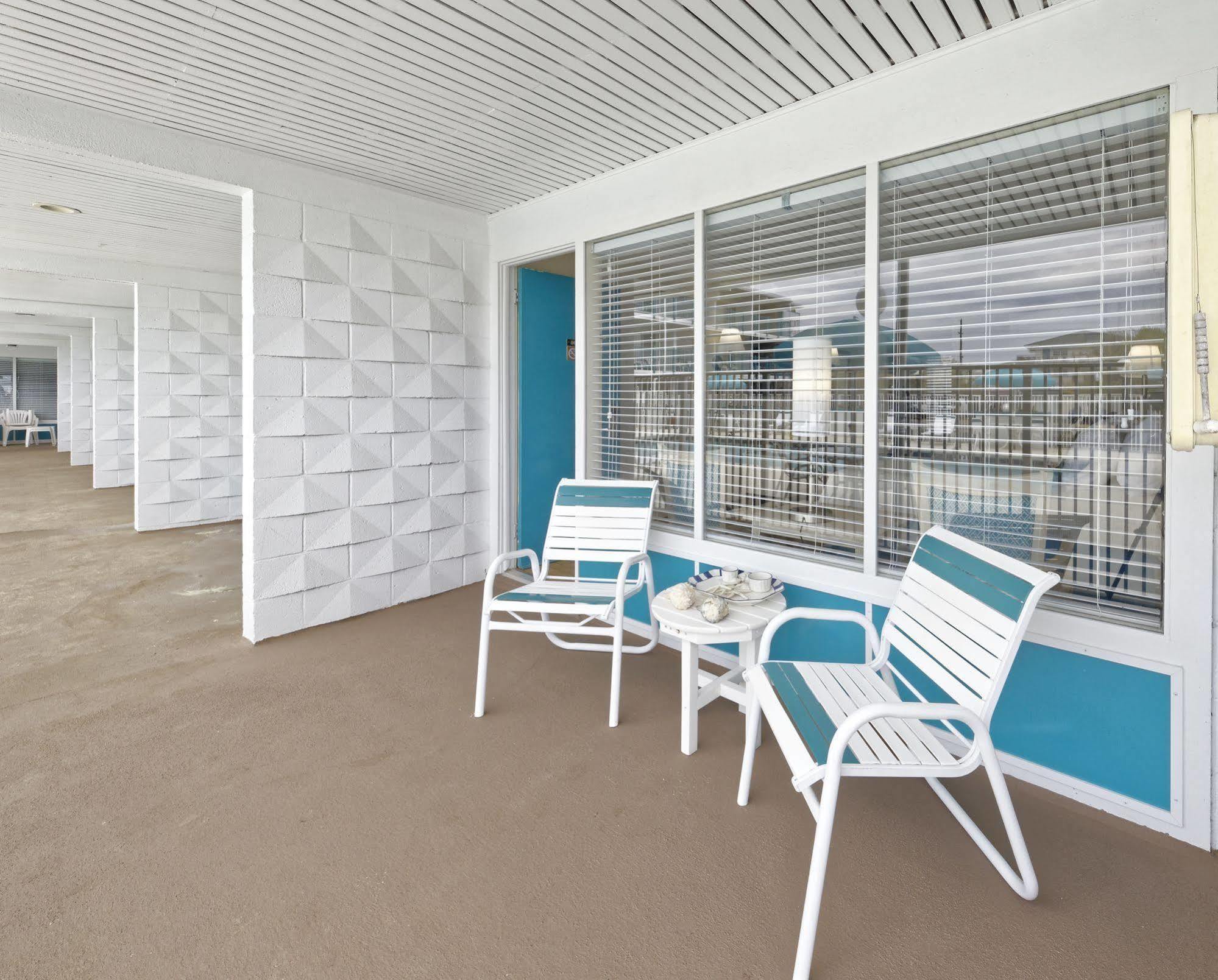 Dunes Court Ocean Stadt